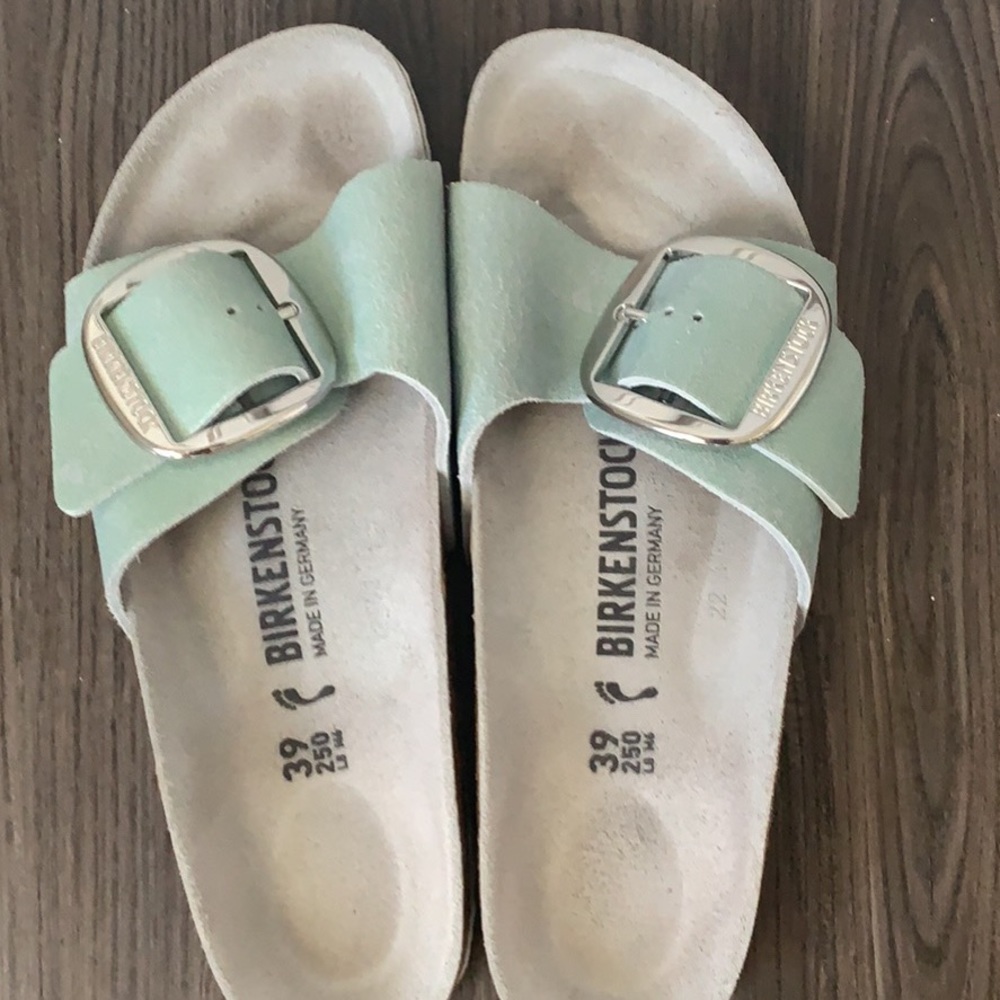 Birkenstock big buckle Madrid like new!!